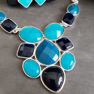 Avon Bold Statement Jewelry Set